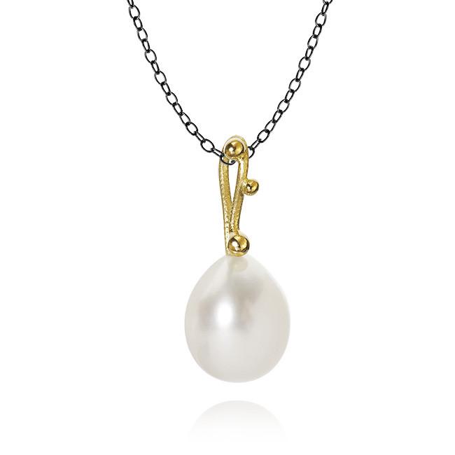 Dulong - Delphis Vedhæng - Guld & Perle - DEL5_A1107_74