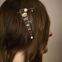 Guldbrandsen Juveler: COLUMBINE BROCHE - Guld - Mix sten - GUT273-53715