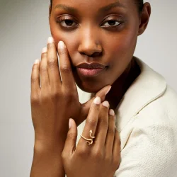 OLE LYNGGAARD COPENHAGEN: Snakes ring - Guld - A3218-401