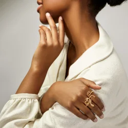 OLE LYNGGAARD COPENHAGEN: Snakes ring - Guld - A3218-401