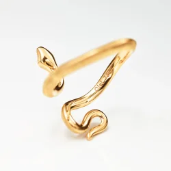 OLE LYNGGAARD COPENHAGEN: Snakes ring - Guld - A3218-401