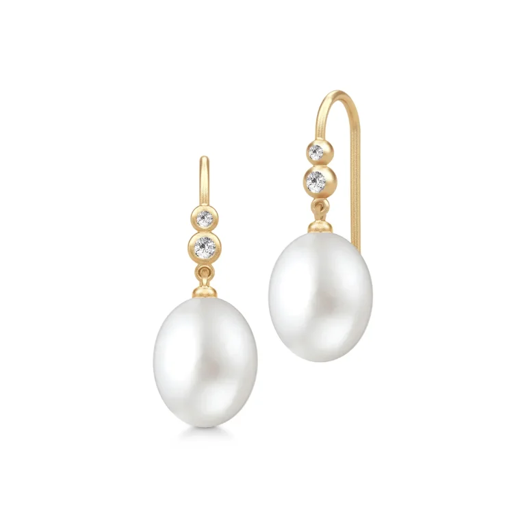 Julie Sandlau: Perla Earrings reringe - Forgyldt slv - Perle - HKS811GDWHPLCZ
