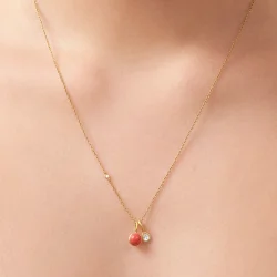 Julie Sandlau: Little Prime Pendant - Vedh�ng - Red Coral - Forgyldt s�lv - PD374GDRECOCR
