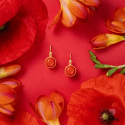 Julie Sandlau: Prime Red Coral �reringe - Forgyldt - HKS181GDLACRCZ