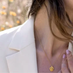 Flora Danica: Persille Vedhng - Halskde - forgyldt Slv - PAR-Ne-G